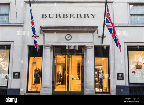 burberry negozio londra|burberry official website & store.